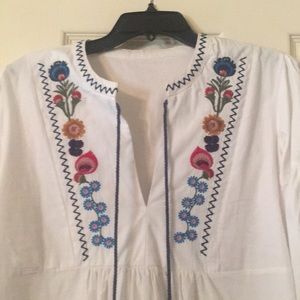 Embroidered shirt/dress